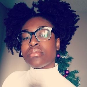 Meet your Posher, Ayo